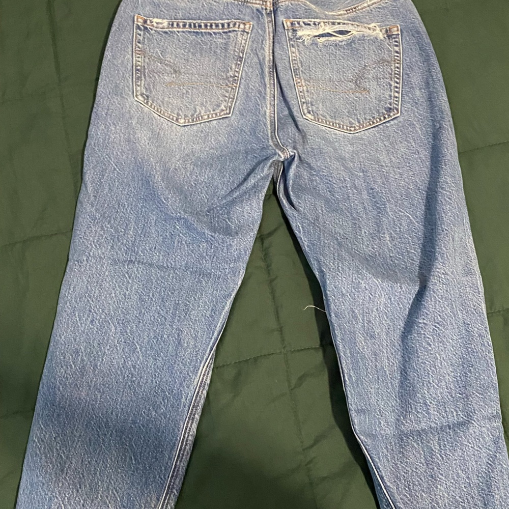 American Eagle Outfitters Blue Distressed Jeans - Picture 2 of 3